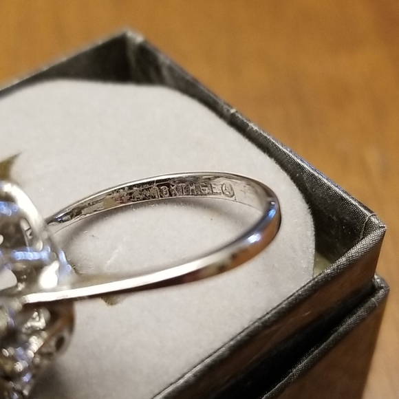 💚Cocktail ring - Picture 7 of 10